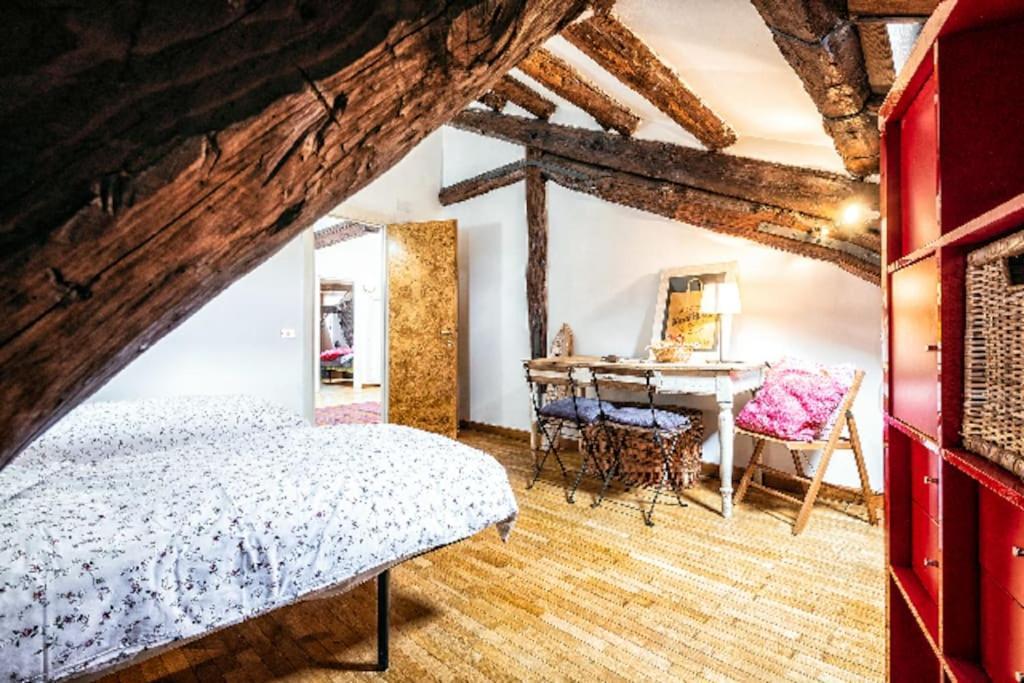 Loft Overlooking The Old Town . Feltre Extérieur photo