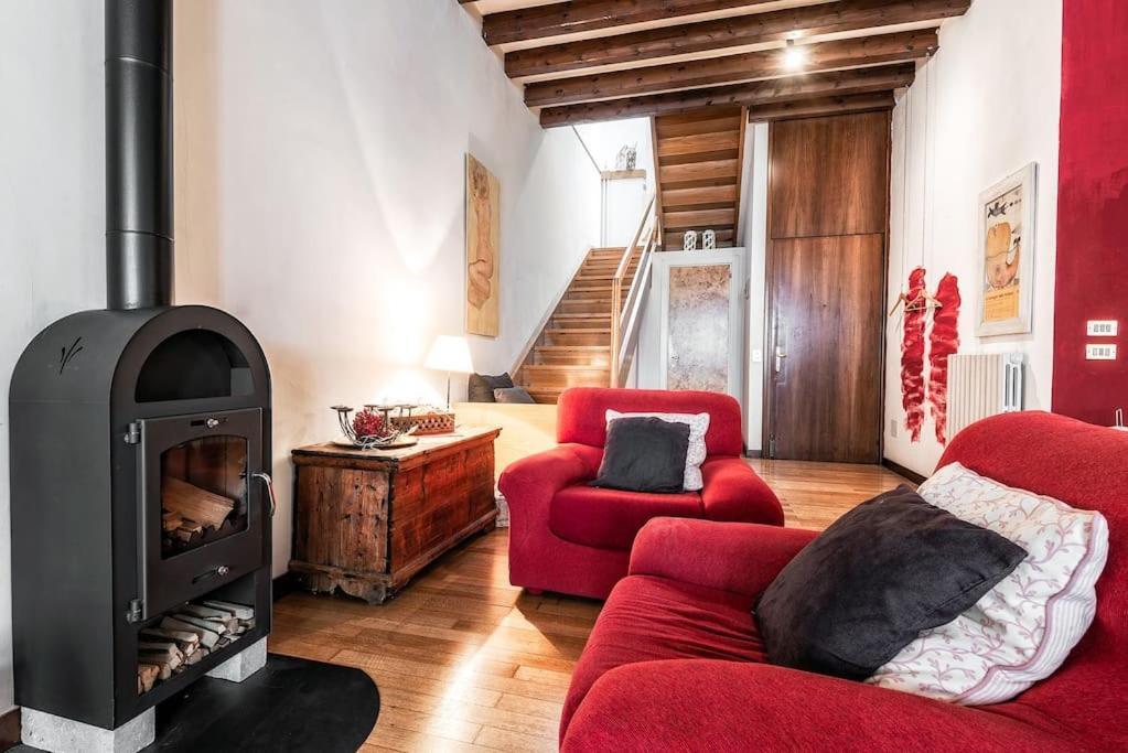 Loft Overlooking The Old Town . Feltre Extérieur photo