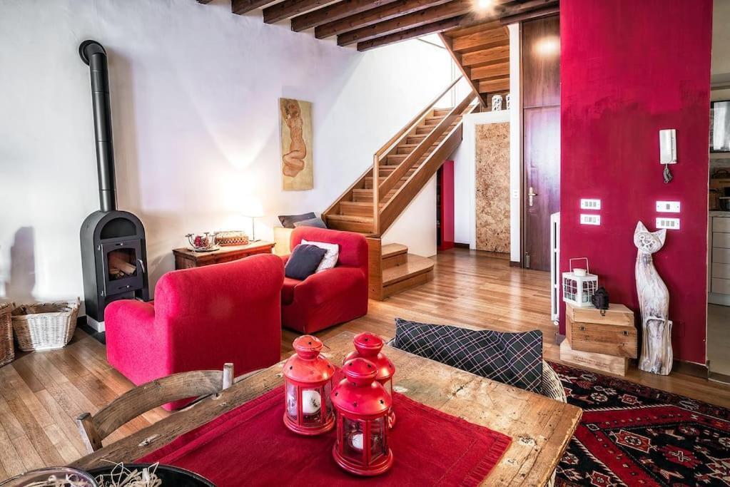 Loft Overlooking The Old Town . Feltre Extérieur photo
